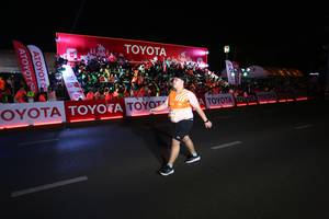 BIB: 
                            <button type="button" onclick="openModal(23009202)" class="btn btn-primary btn-sm float-right btn-popup" data-toggle="modal" data-target=".modal-high-quality">
                        <i class="fas fa-shopping-cart"></i> Add to Cart
                    </button>
                                            <button type="button" onclick="isThisMe(23009202, true)" class="btn btn-success btn-sm float-right btn-popup btn-isme hidden" data-toggle="tooltip" data-placement="bottom" title="นี่คือรูปของคุณใช่ไหม คลิกที่นี่เพื่อเอาเข้าอัลบั้ม">
                        <i class="fas fa-plus"></i> Add to album
                    </button>
                    <button type="button" onclick="isThisMe(23009202, false)" class="btn btn-warning btn-sm float-right btn-popup btn-isnotme hidden">
                        <i class="fas fa-ban"></i> Remove from album
                    </button>